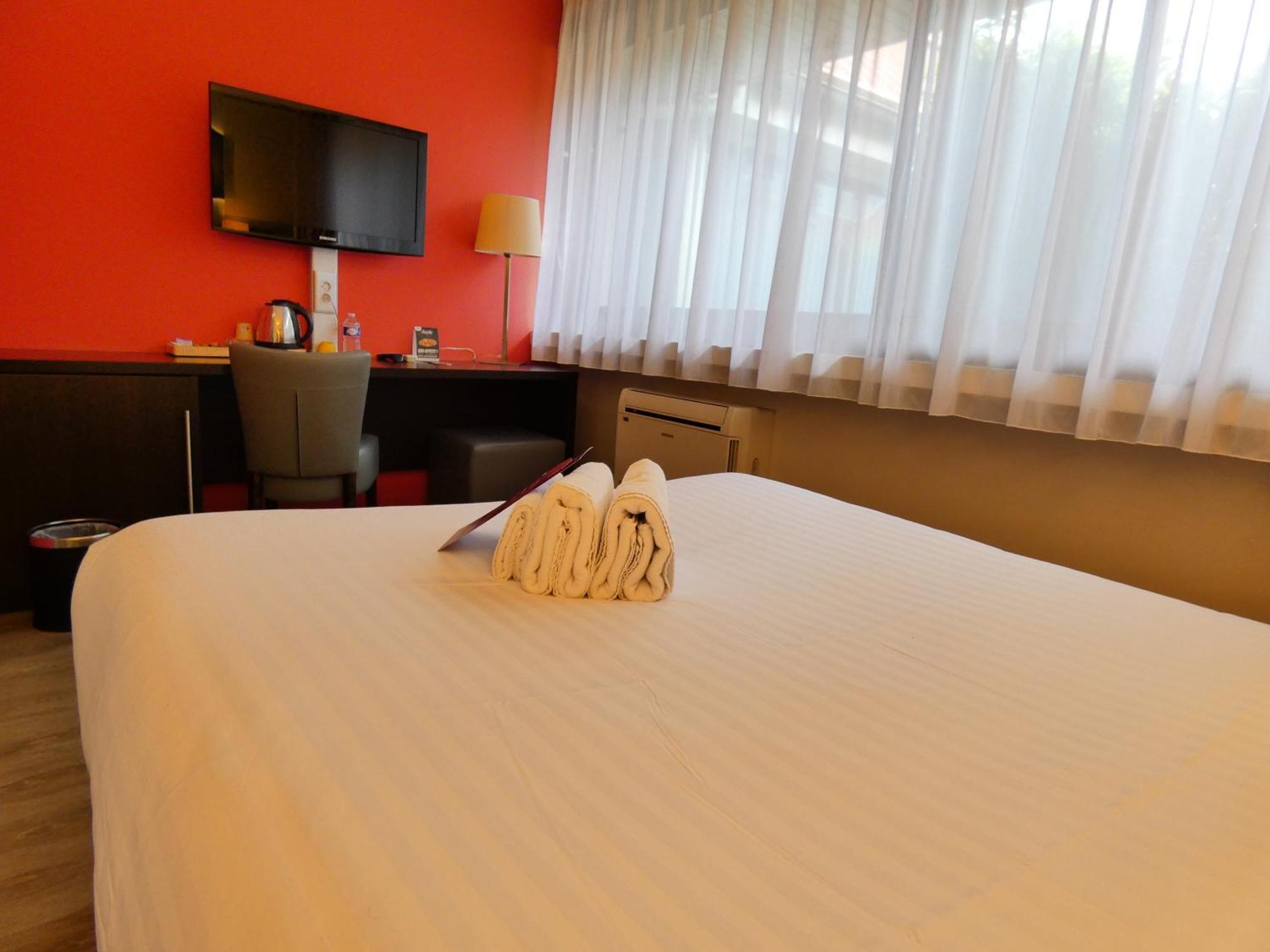 Hotel Be Guest Limoges Sud - Complexe Bg Екстериор снимка